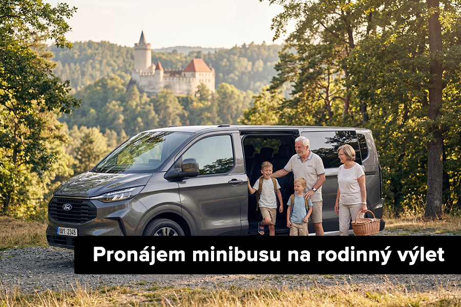 Moderní rodinný minibusu 7+1 od autopůjčovny Taggart na výletě v přírodě s dětmi
