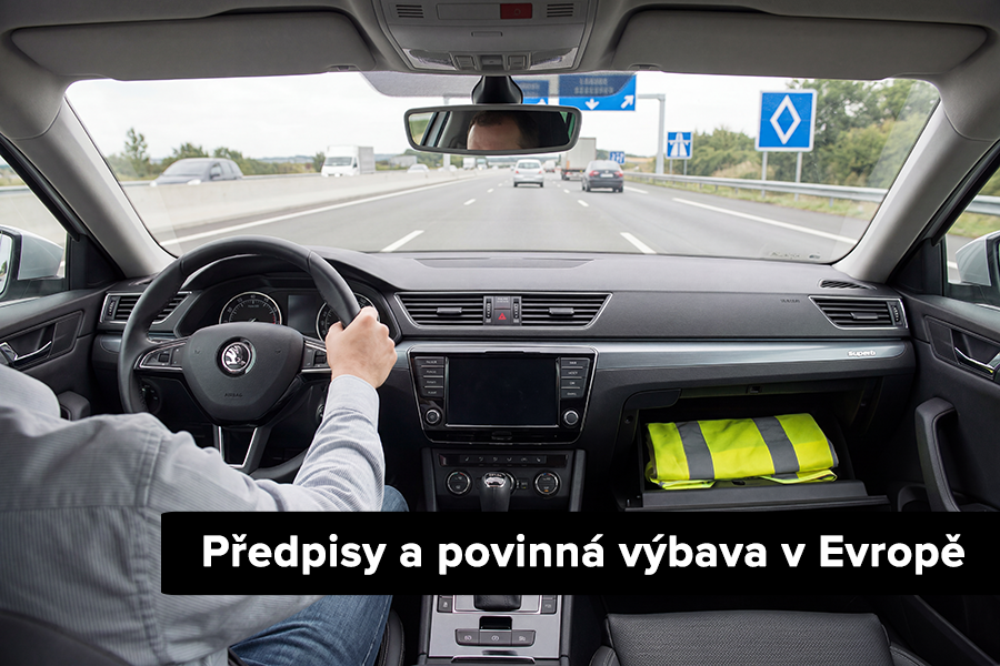 Nejčastější pasti evropských autopůjčoven Šťastná rodina nakládá kufry do zánovního vozu od autopůjčovny Taggart před cestou k moři.