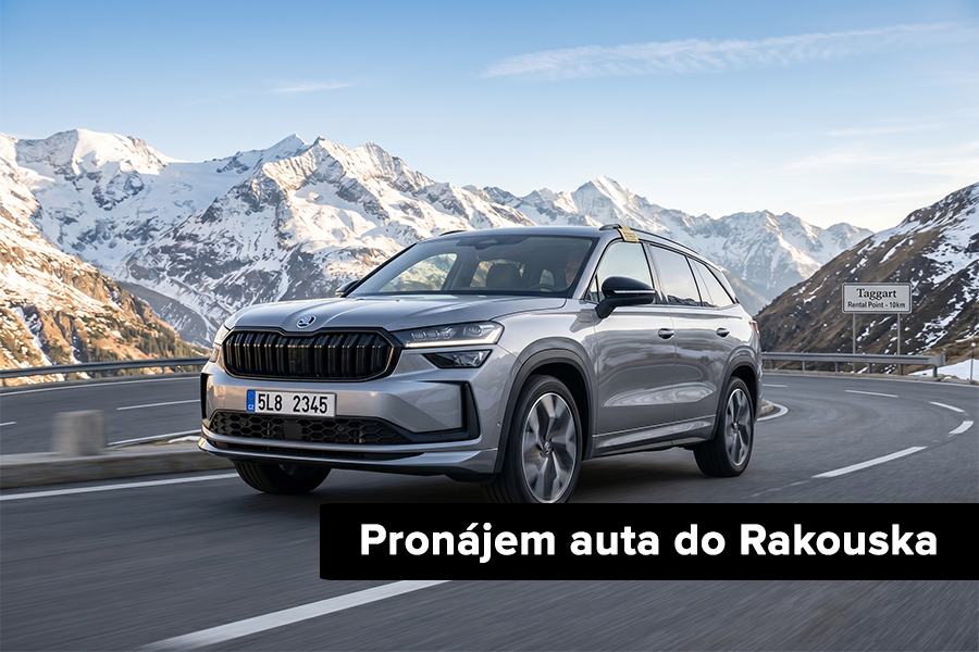 Bezpečné auto do zahraničí na cestě horským průsmykem. 